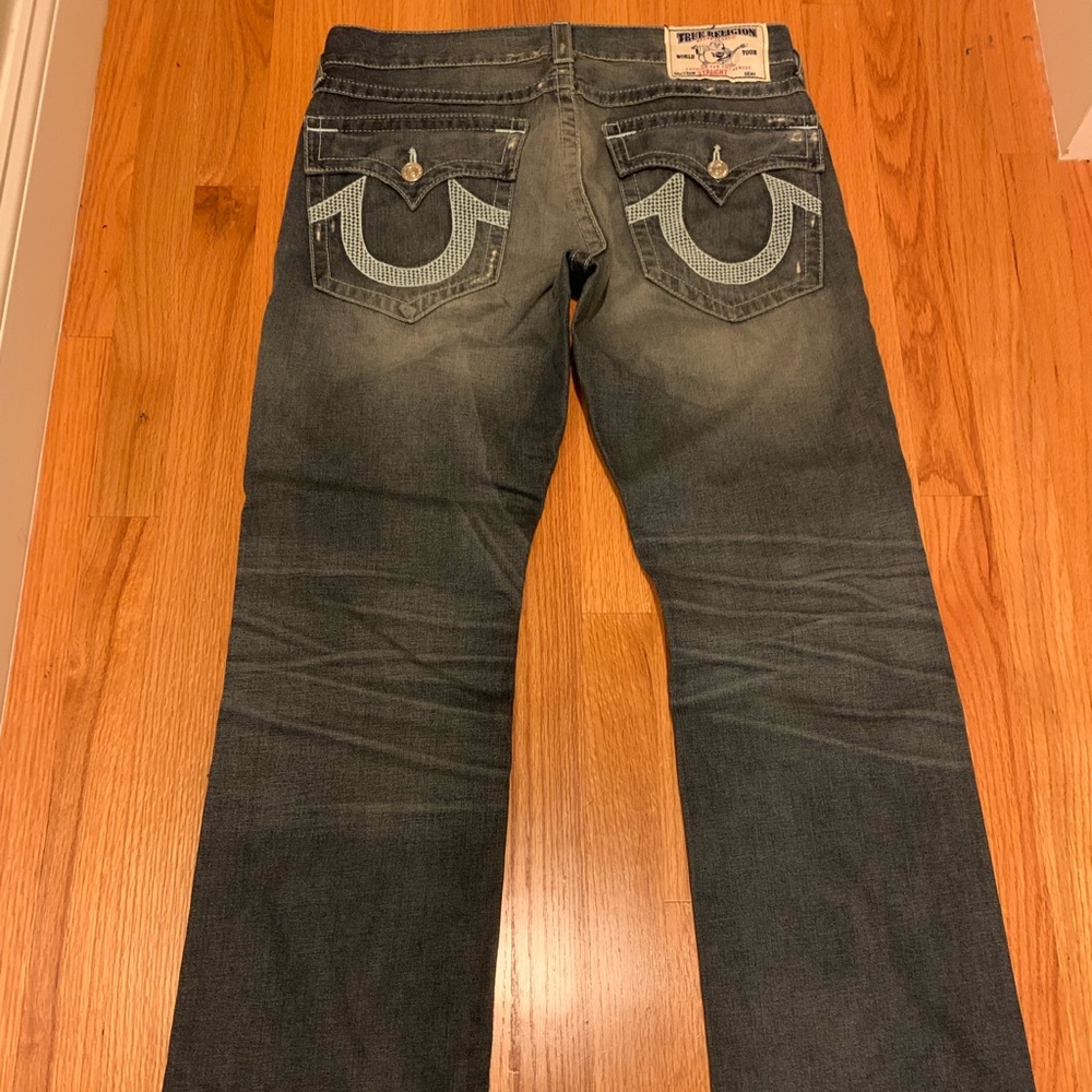 True religion size 33 straight jeans good condition.